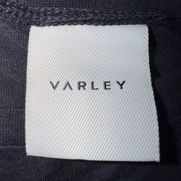 Varley Women’s Black T-Shirt. Size oversized small. EUC. - Picture 7 of 10